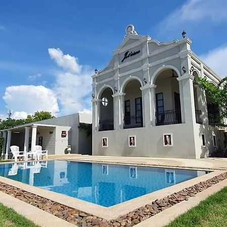 Je t'aime cafe&villa Sing Buri Esterno foto