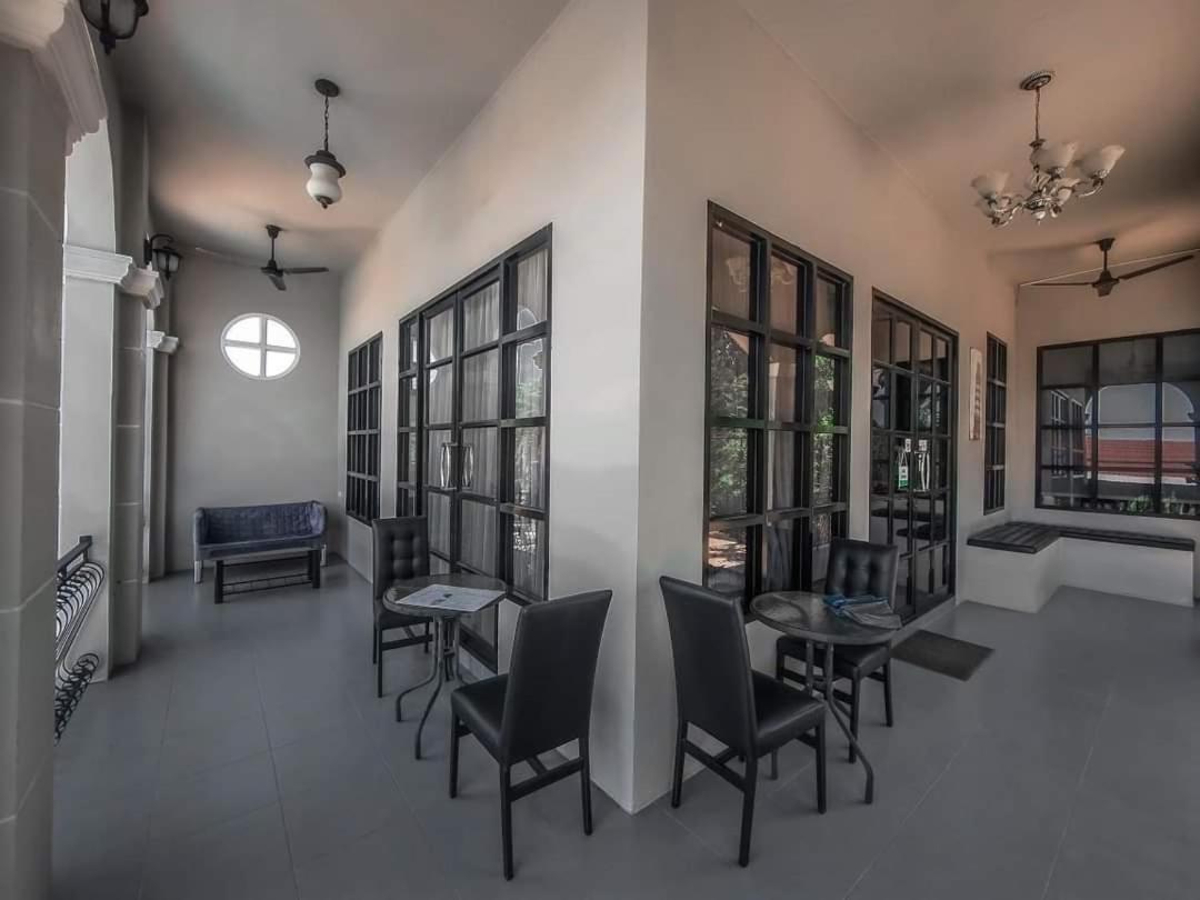 Je t'aime cafe&villa Sing Buri Esterno foto
