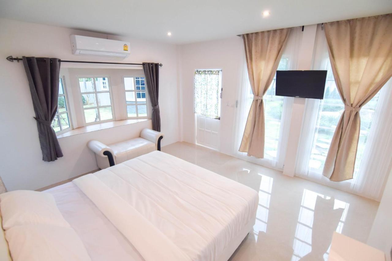Je t'aime cafe&villa Sing Buri Esterno foto